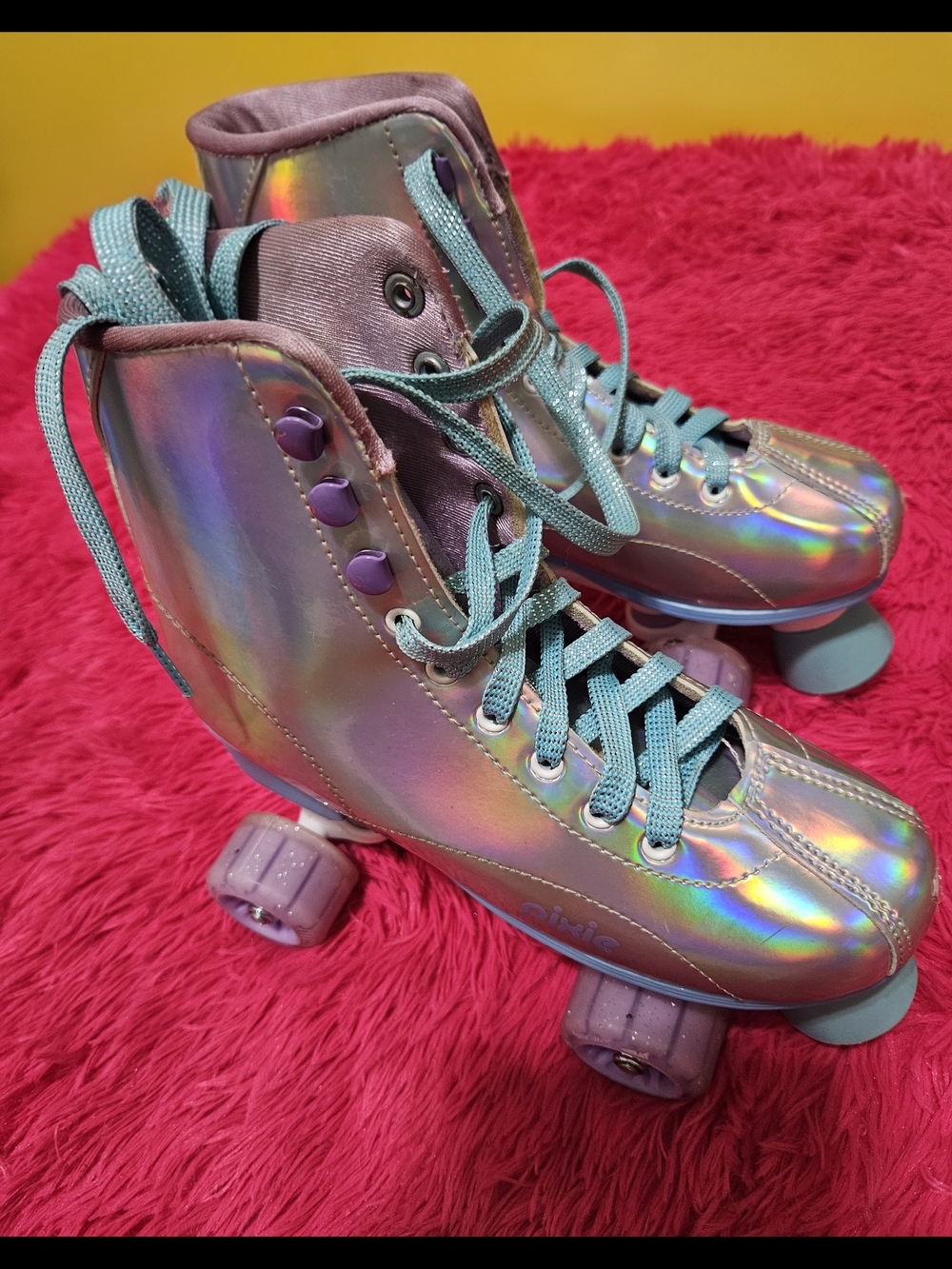 Iridescent Kids Roller Skates with Light Blue Laces
